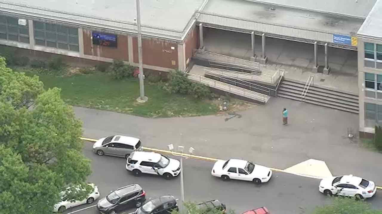 George Washington High School In Northeast Philadelphia Locked Down After Report Of Gun 