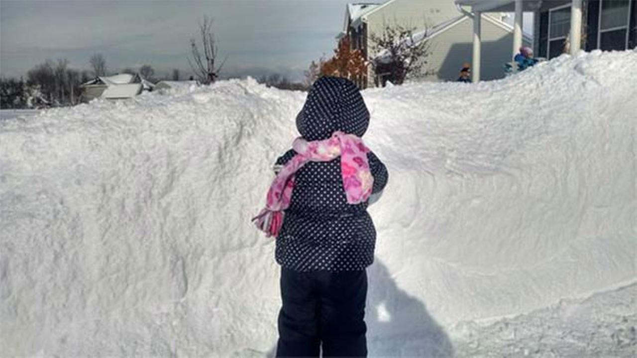 PHOTOS Massive snowfall in Buffalo and upstate New York