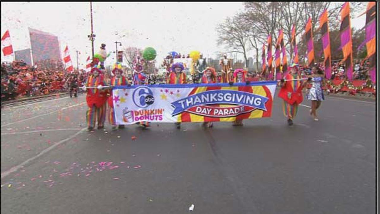 What stores are open on thanksgiving for black friday sales