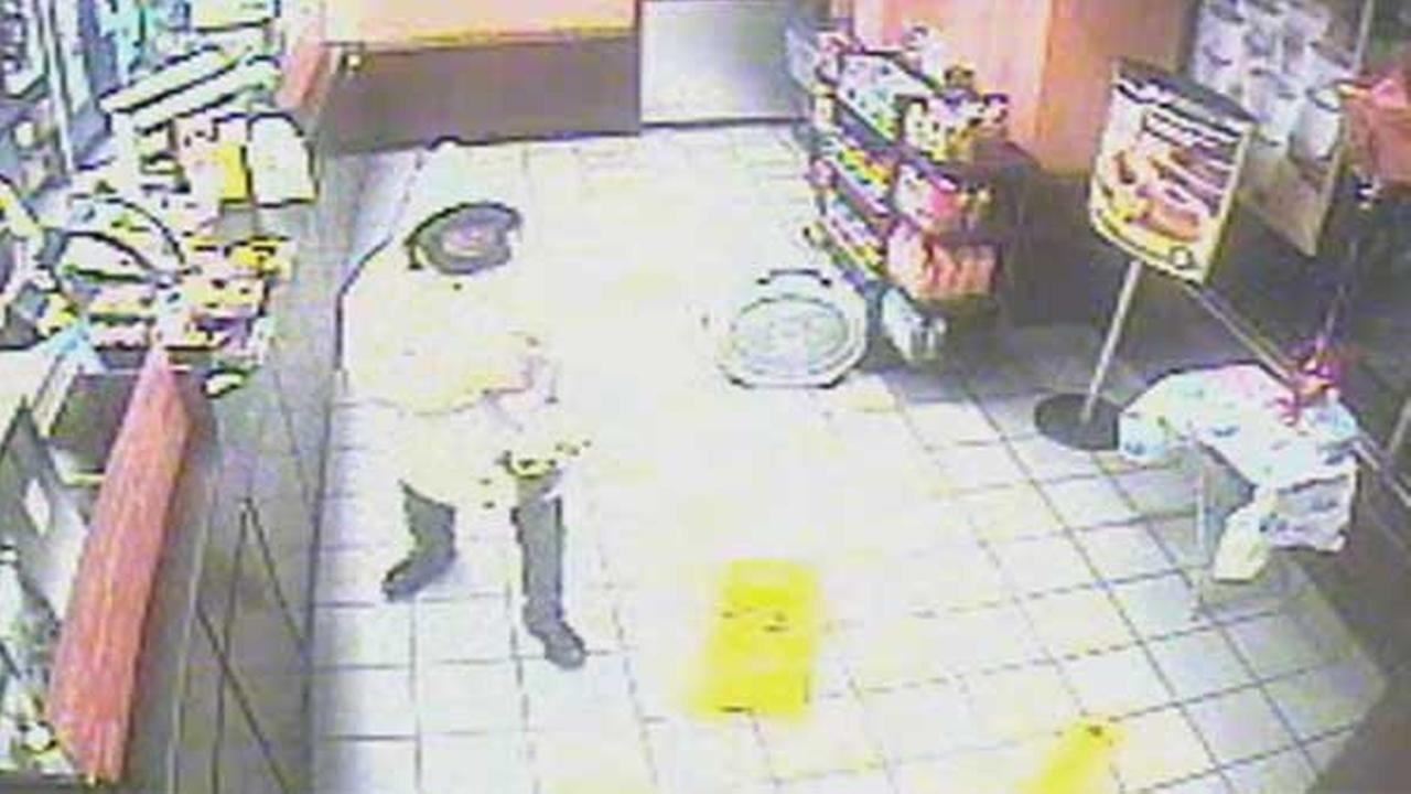 Suspect sought in Dunkin' Donuts armed robbery