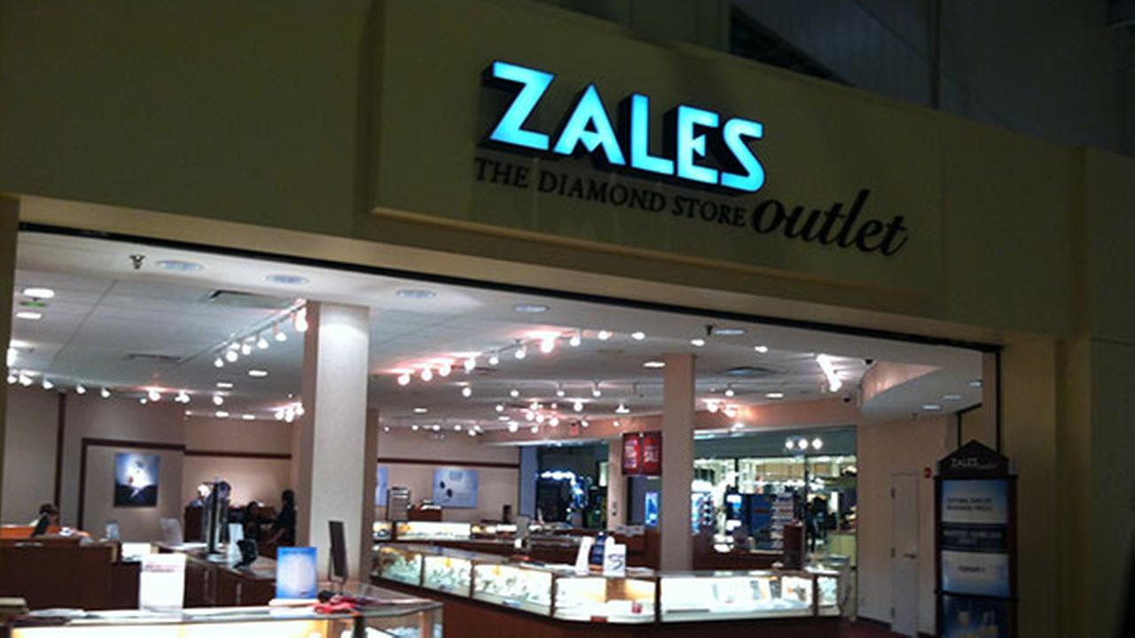 12,000 ring stolen from Zales in Philadelphia Mills Mall