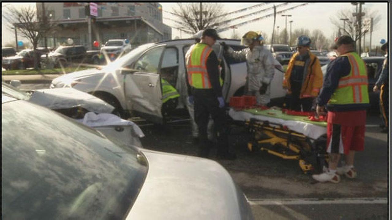 PHOTOS Multivehicle crash in New Castle