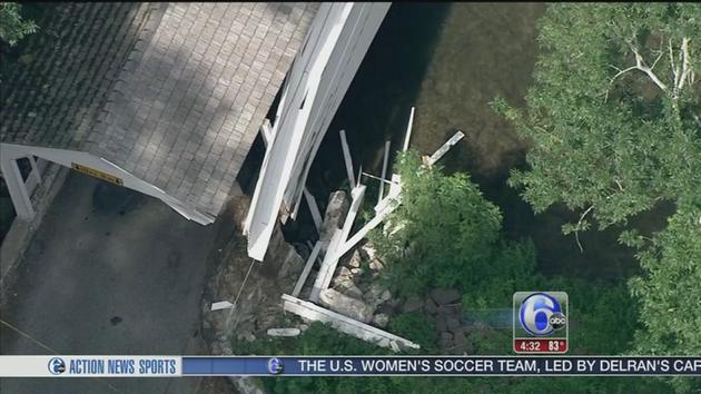 VIDEO: Covered bridge struck in Chester Co.; driver sought