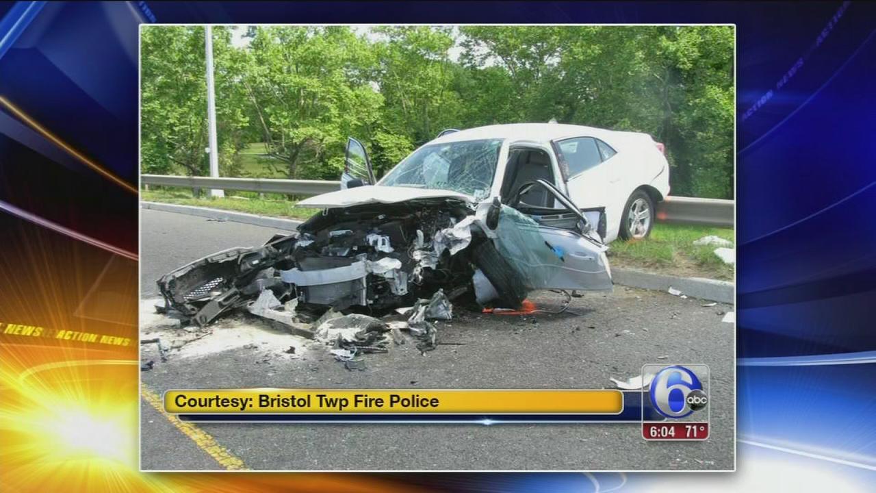 4 injured in Burlington Bristol Bridge crash