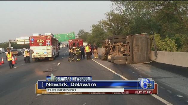 VIDEO: Dump truck crash jams I-95
