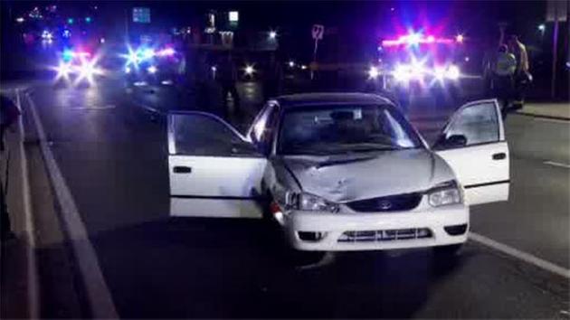 VIDEO: 2 people injured after being struck by car in Del.