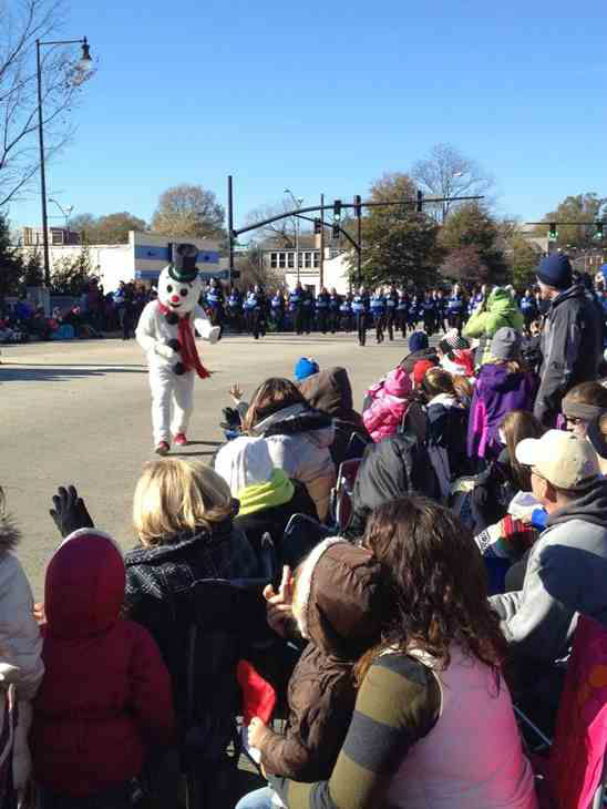 Large crowds attend 70th Annual Raleigh Christmas parade | abc11.com