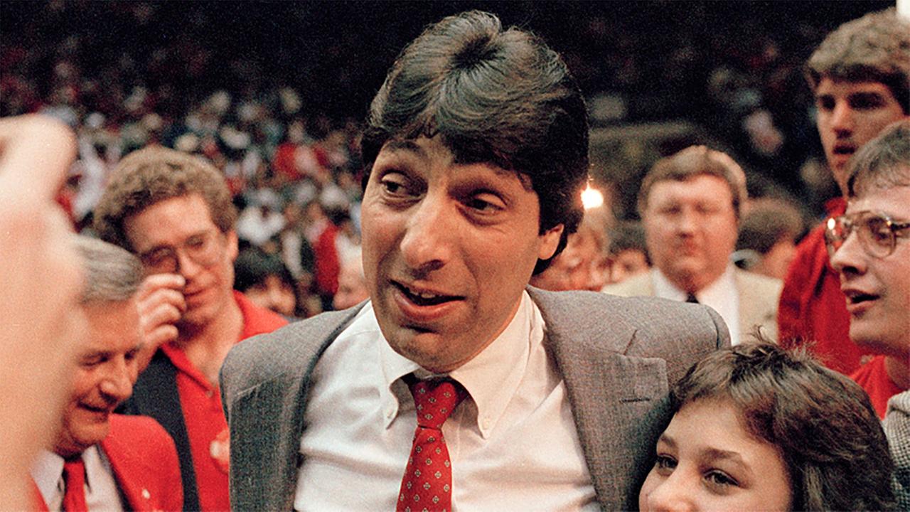 Rutgers to dedicate College Ave court to Jim Valvano abc11 com