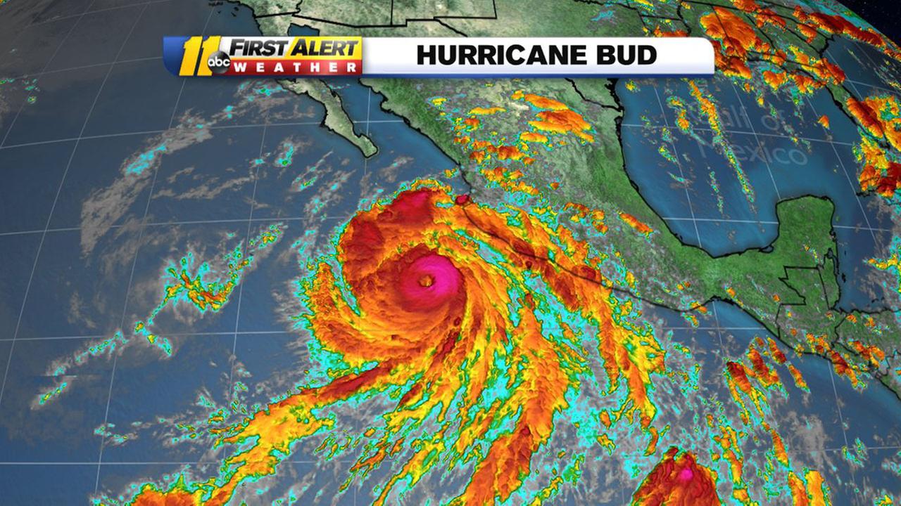 Hurricane Bud grows to Category 3 force off Mexico's Pacific coast