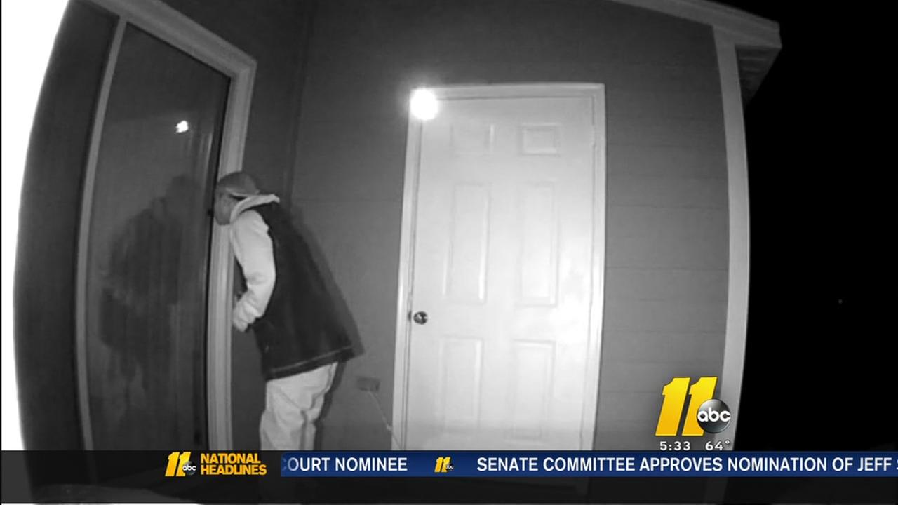 Police investigate string of Durham break-ins - WTVD-TV