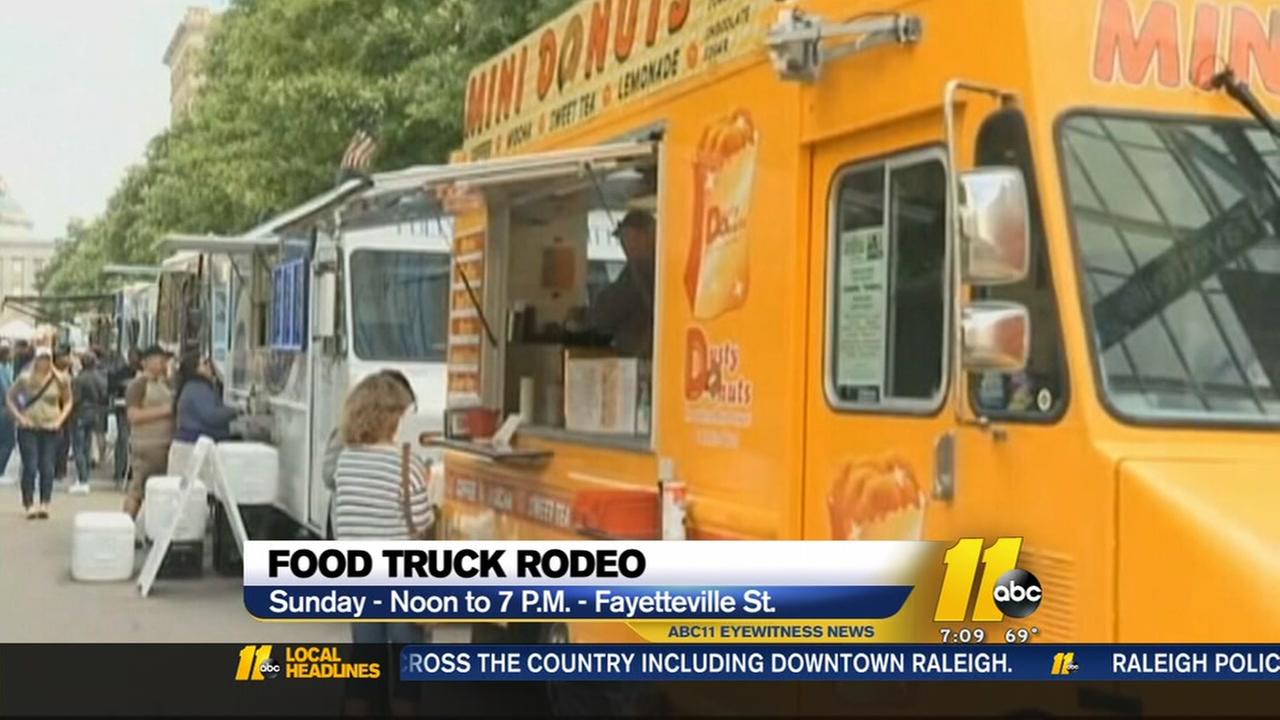 Hundreds flock to downtown Raleigh for Food Truck Rodeo