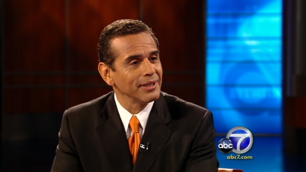 LOS ANGELES MAYOR ANTONIO VILLARAIGOSA
