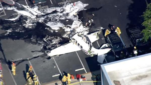 3 dead after plane crashes in Hawthorne