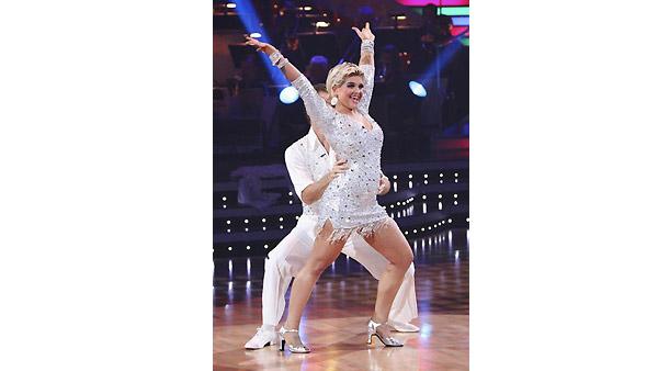 Kelly Osbourne and Louis Van Amstel dance the first round Monday night on 'Dancing With the Stars,' Monday, November 23, 2009