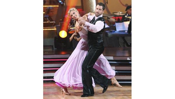 Erin Andrews and Maksim Chmerkovskiy perform on 'Dancing With the Stars,' Monday, March 29, 2010. The judges gave the couple 23 points out of 30.