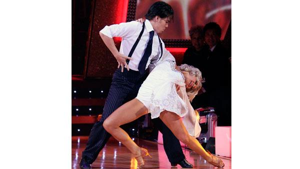 Speed skating Olympic gold medalist Apolo Anton Ohno won the coveted Mirror Ball Trophy on Season 4 of 'Dancing With the Stars.'