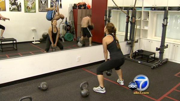 CrossFit aims to get you fit by functional training, meaning workout machines like treadmills are avoided.