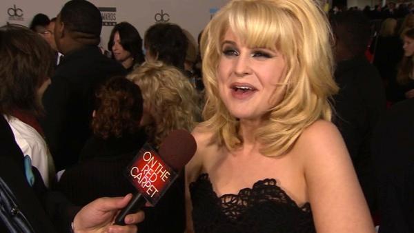 Kelly Osbourne says shes honored to present Pinks performance at the 2010 American Music Awards. - Provided courtesy of OTRC Kelly Osbourne says shes honored to present Pinks performance at the 2010 American Music Awards. - Provided courtesy of OTRC