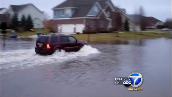 Heavy flooding closes Ind. roads, buildings | abc7.com