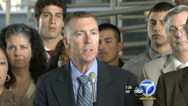 New LAUSD superintendent has full first day