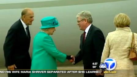 Irish police and army officials said theyve defused a bomb discovered in the hours before Queen Elizabeths visit.
