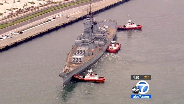 USS Iowa arrives at Port of Los Angeles | abc7.com