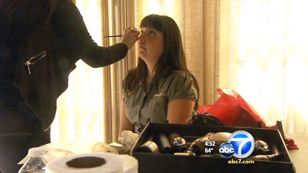 Military wives win 'Pin-Up for a Day' contest