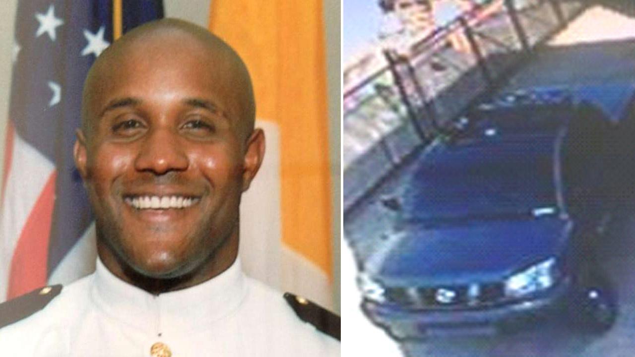 Lapd Shooting Ex La Cop Christopher Jordan Dorner Still On Run