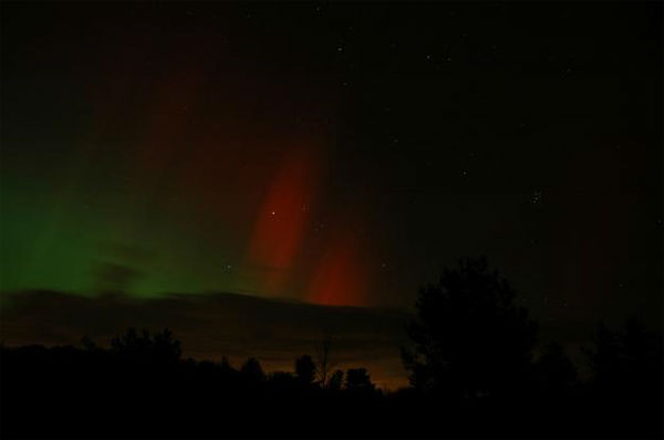 Tom Pruzenski took this photo of the aurora...