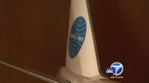 Man builds Pan Am 747 interior in garage