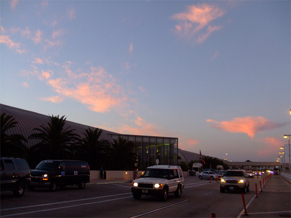 John Wayne/Orange County Airport (SNA) in...