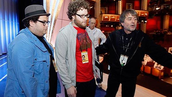 Stage Manager Dency Nelson works with presenters Seth Rogen and Jonah Hill.