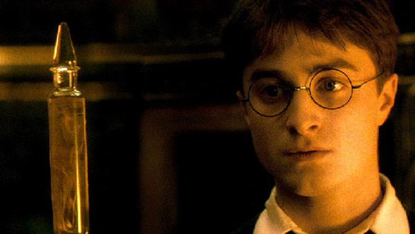 A scene from the 2009 film Harry Potter and the Half-Blood Prince