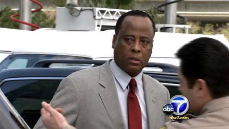 Attorneys for the doctor charged in Michael Jacksons death have been cleared to test medical evidence.