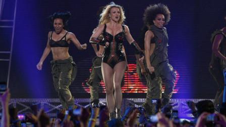 Britney Spears taped an exclusive concert performance for Good Morning America, from the Bill Graham Civic Auditorium in San Francisco, which aired on Tuesday, March 29, 2011.