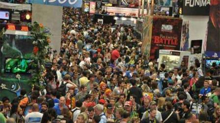 Fans flood into the convention floor for a sneak peak of this years Comic-Con in San Diego on Wednesday, July 20, 2011.