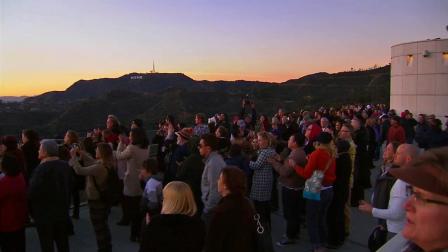 A crowd gathered at the Griffith Observatory on Tuesday, Jan. 15, 2013, for a sunset memorial to remember TV host Huell Howser.