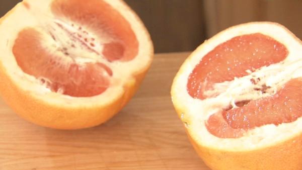 Also around 50 calories packed with Vitamin C and carotenoids is half of a pink grapefruit. It also has the added bonus of nearly 30 percent of your daily value of Vitamin A and a bit of Vitamin B. 

