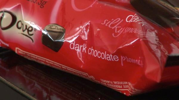 It's dark chocolate where you'll find the most flavonols, the plant chemical responsible for improving flexibility of blood vessels. A few squares a day or mug of minimally processed hot cocoa can help reduce blood pressure. 

