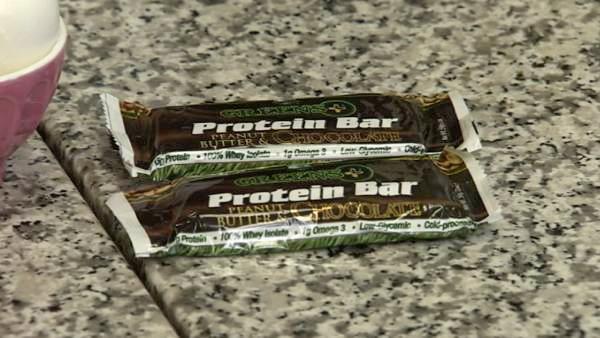 This energy bar is 260 calories, which is typical. It can contain 4 grams of saturated fat and 20 grams of sugar. You'll need to climb stairs for 25 minutes. 

