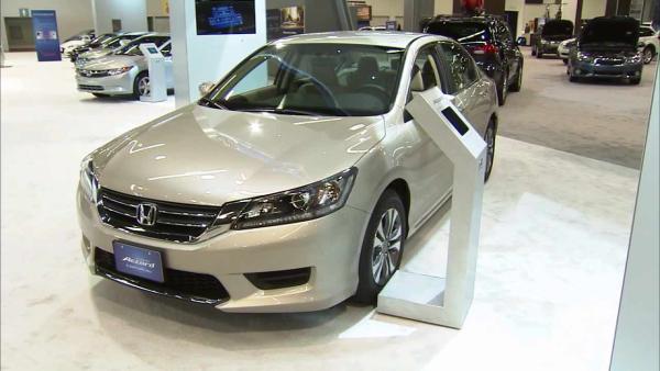 Some mid-sizers now easily beat 30 mpg, at least on the highway.