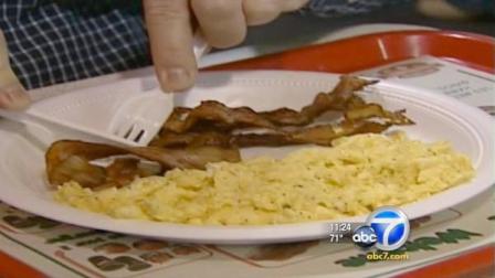 A new study shows there may be a possible connection between fatty breakfast meats and cancer.