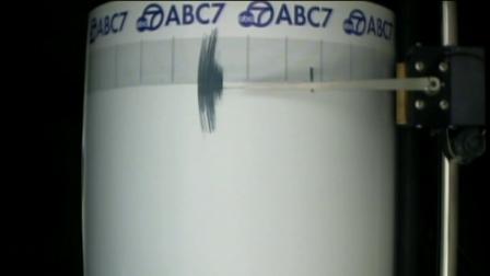 Shaking from a 3.5-magnitude earthquake in the Big Bear area was caught on the ABC7 Quake Cam on Thursday, July 5, 2012.