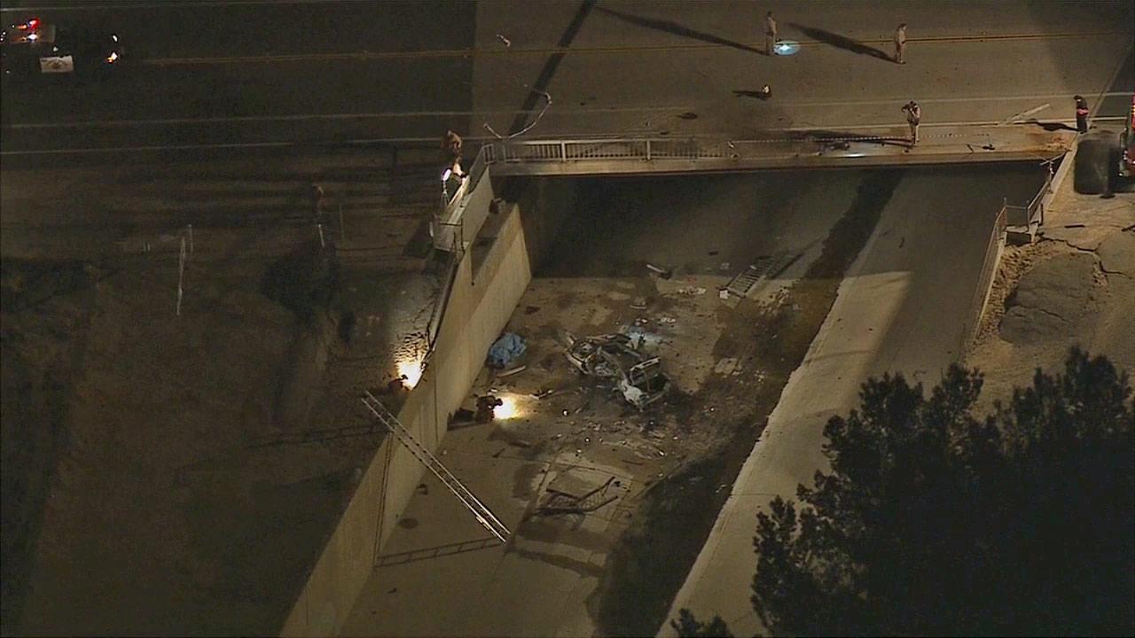 4 dead, 1 injured in fiery crash in San Bernardino area