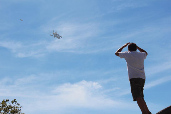 ABC7 viewer Karla Galvez took this photo of space shuttle Endeavour on Friday, Sept. 21, 2012.
