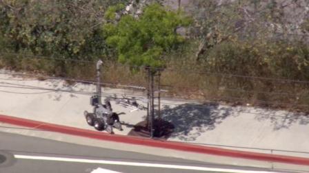 An investigation of a suspicious device in Los Angeles Little Tokyo district shut down the Gold Line on Tuesday.