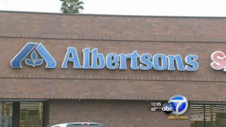 Three major Southern California grocery chains and thousands of unionized workers have reached a tentative agreement regarding pension benefits.