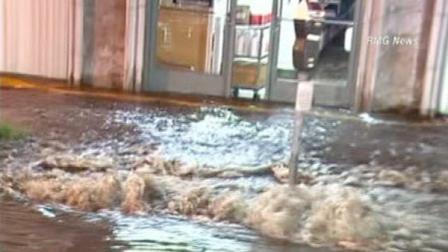 A six-inch water main burst in Los Angeles Fairfax Village early Monday morning, flooding at least one business.