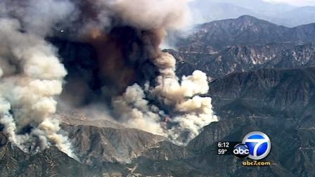 A federal report calls into question decisions made by the U.S. Forest Service during the deadly Station Fire of 2009.