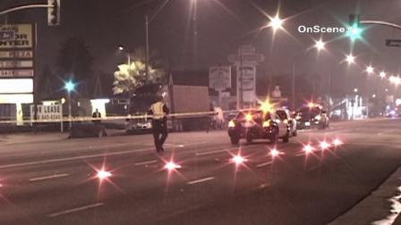 Police investigate a fatal hit-and-run accident in Long Beach on Sunday, Nov. 4, 2012.
